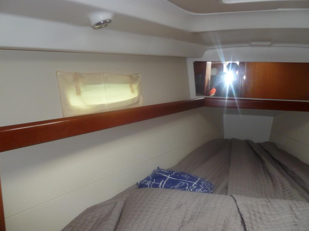 Le Vele Sailing Boat Botel Loano