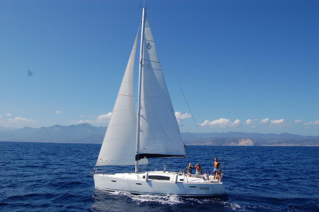 Botel Le Vele Sailing Boat Loano